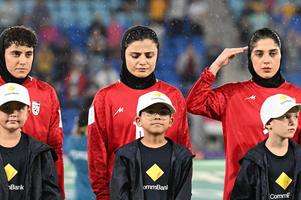 L'Australia ha concesso asilo a 5 ragazze della nazionale iraniana di calcio