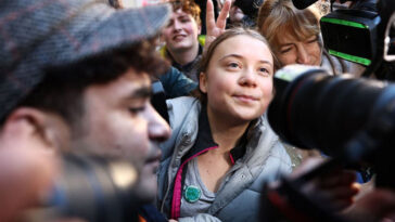 Greta Thunberg si dichiara non colpevole in tribunale a Londra per il reato di ordine pubblico