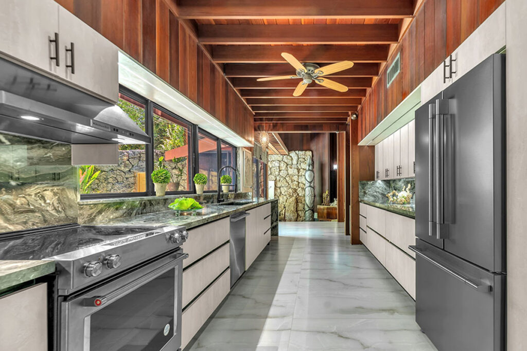 Dentro la casa da 12 milioni di dollari ispirata a Frank Lloyd Wright in Florida