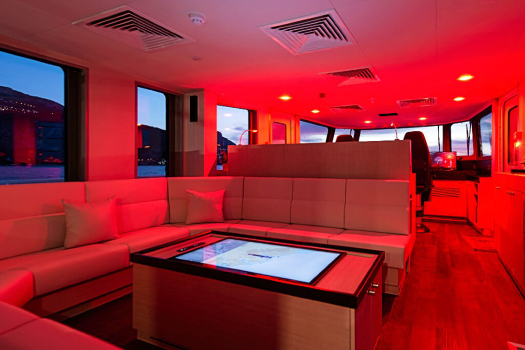 Lo yacht Five Oceans ridefinisce l'idea di esperienza in mare aperto