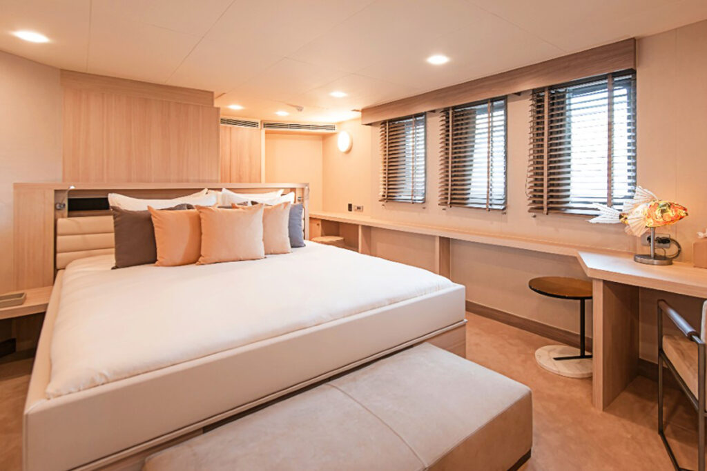 Lo yacht Five Oceans ridefinisce l'idea di esperienza in mare aperto