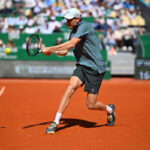 Sinner vince anche a Montecarlo
