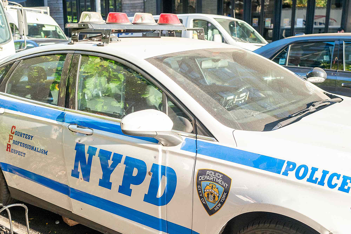 A Brooklyn una donna partorisce in un aula di tribunale