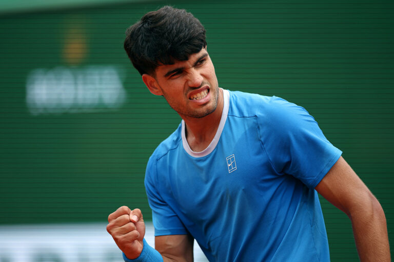 Carlos Alcaraz rinuncia anche a Wimbledon