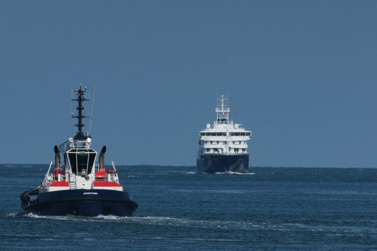 Hantavirus, la nave MV Hondius é arrivata a Rotterdam