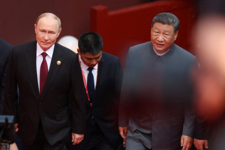 Xi Jinping oggi incontra Putin