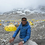 Everest Man conquista la vetta per la 32a volta