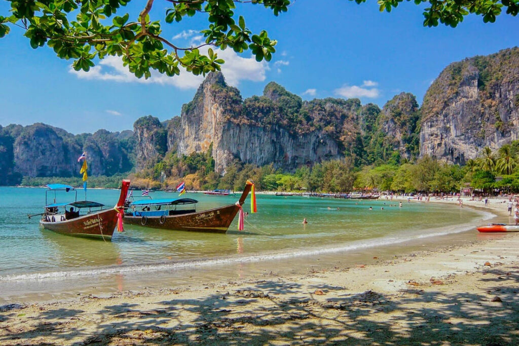 La Thailandia introduce nuove restrizioni sui visti di oltre 30 giorni