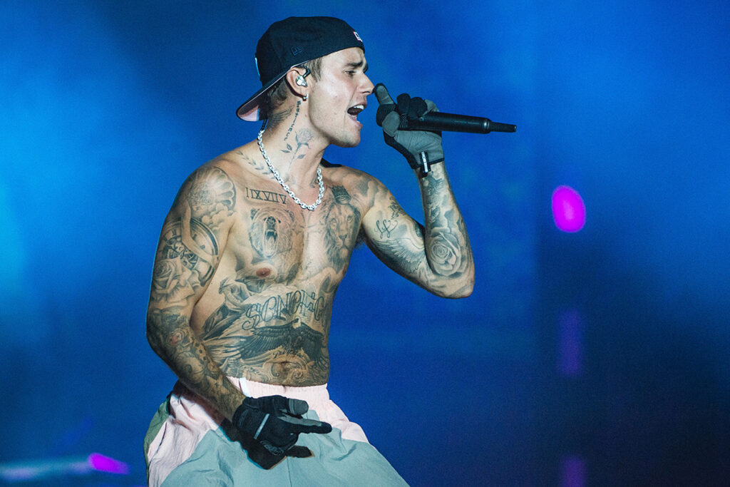 Justin Bieber si unisce a Madonna, Shakira, BTS per l'halftime alla finale dei mondiali