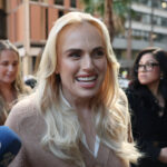 Rebel Wilson vince la causa per diffamazione contro l'attrice Charlotte MacInnes