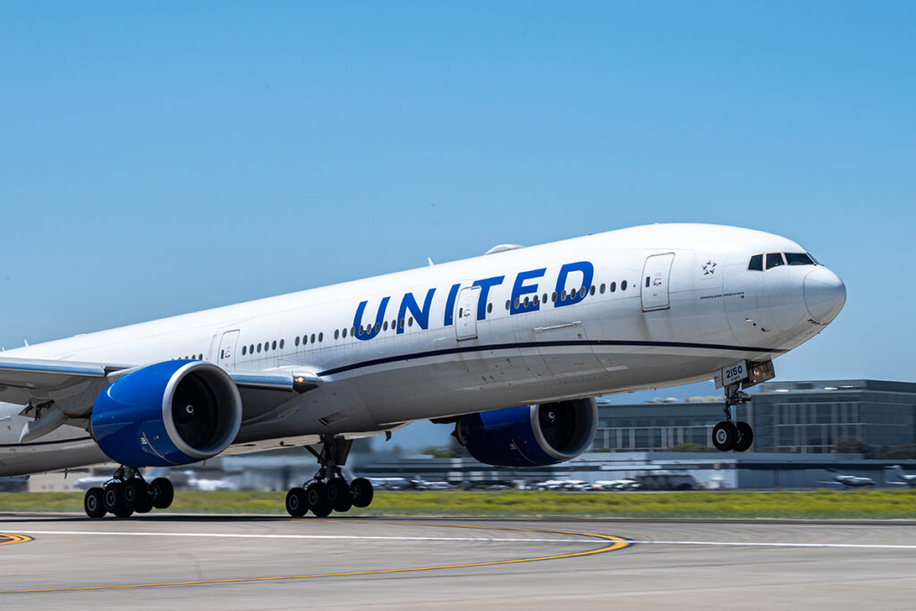 United Airlines annuncia nuove rotte verso Europa e Asia per il 2027