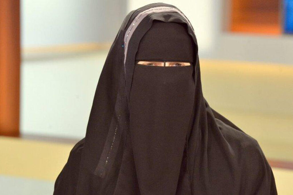 Anche il Portogallo vieta il burka in pubblico