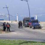 La polizia in Marocco respinge i migranti diretti a Ceuta