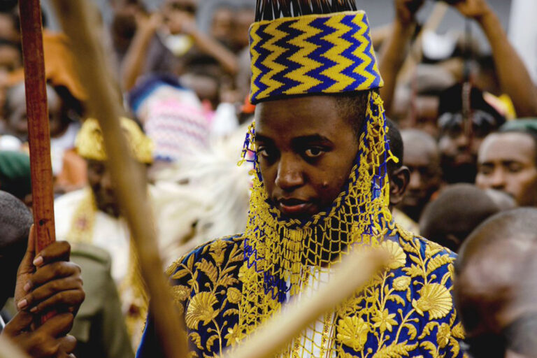 E' morto Oyo Nyimba, il più giovane sovrano al mondo