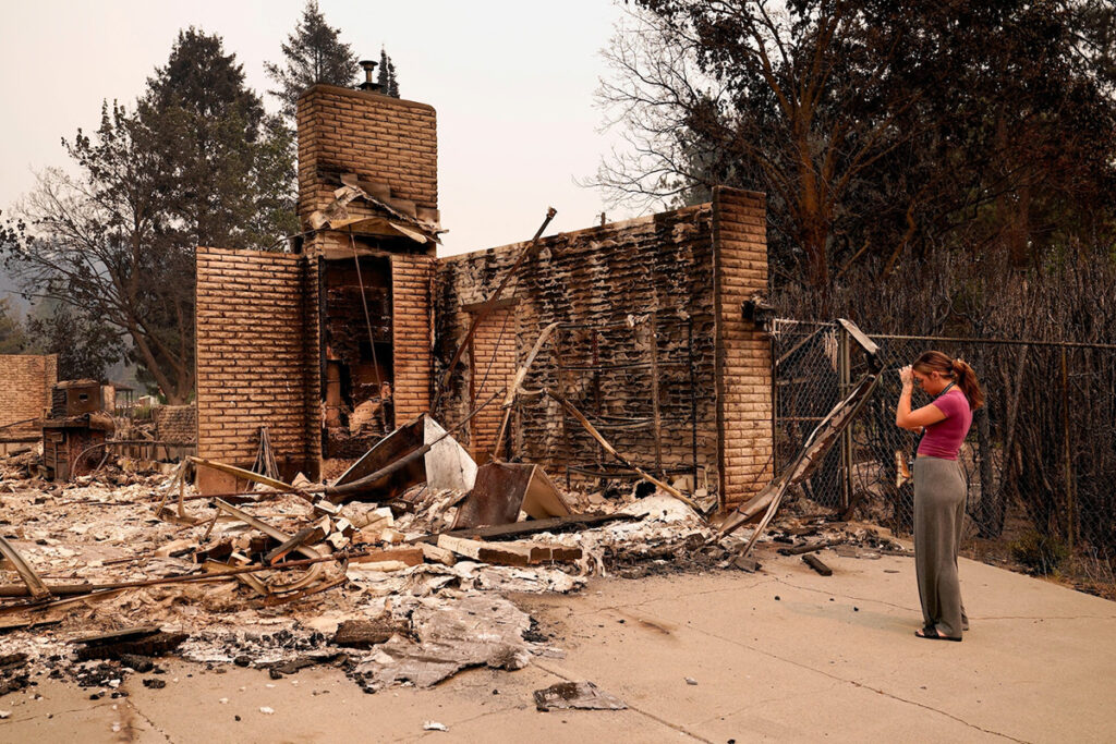 Incendi devastanti nel weekend nell'area di Spokane, Washington