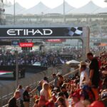 Le crescenti tensioni geopolitiche in Medio Oriente tornano a scuotere il calendario del motorsport internazionale. La FIA ha ufficializzato la cancellazione del Rally d'Arabia Saudita, appuntamento che dal 12 al 15 novembre a Gedda avrebbe dovuto decretare la chiusura del World Rally Championship (WRC) 2026. La decisione, motivata dai "continui sviluppi regionali", riaccende immediatamente l'allarme sulla conclusione del campionato di Formula 1.