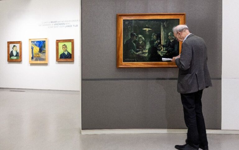 Per la prima volta dal 1984, il Museo Kröller-Müller riunisce sotto lo stesso tetto l'intero corpus dei suoi dipinti di Vincent van Gogh. L'esposizione, intitolata "Van Gogh, tutti i nostri dipinti", porta nelle sale dell'istituzione olandese una raccolta monumentale di 88 tele, molte delle quali raramente visibili in simultanea a causa di restauri, prestiti internazionali o attività di ricerca.