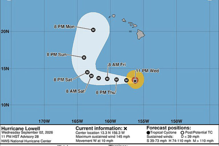 L'uragano Lowell punta le Hawaii