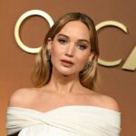 Jennifer Lawrence sbarca su Instagram: boom di follower e ironico "ultimatum" agli hater