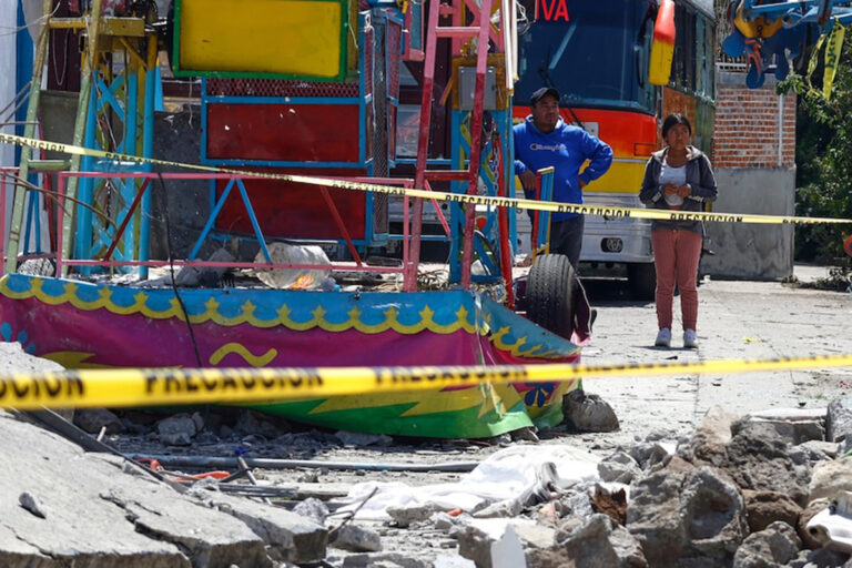 Esplosione ad una festa patronale in Messico, é strage di fedeli