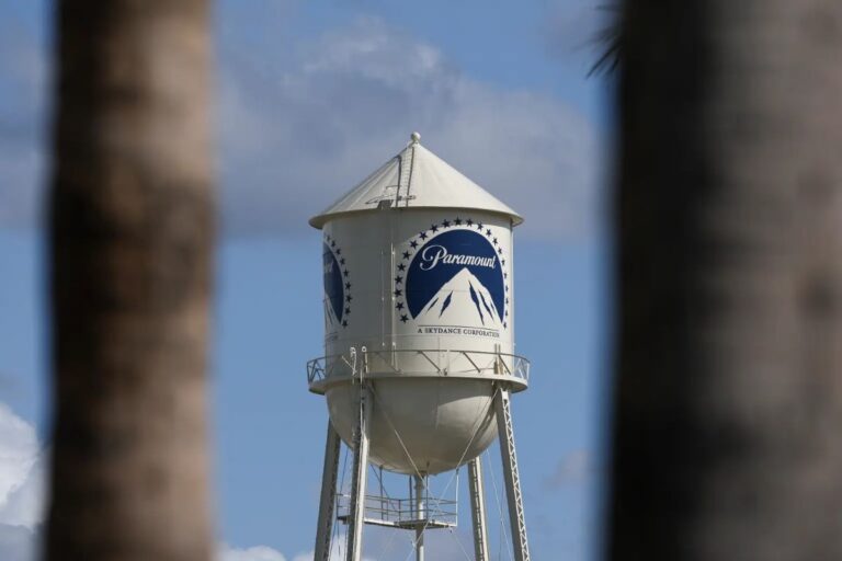 La Paramount sta seriamente pensando di lasciare Hollywood