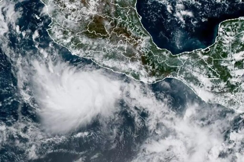 L'uragano Polo prende forza e si dirige verso la California