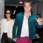 Brad Pitt conquista Parigi: pantaloni magenta e sguardi d'intesa con Ines de Ramon