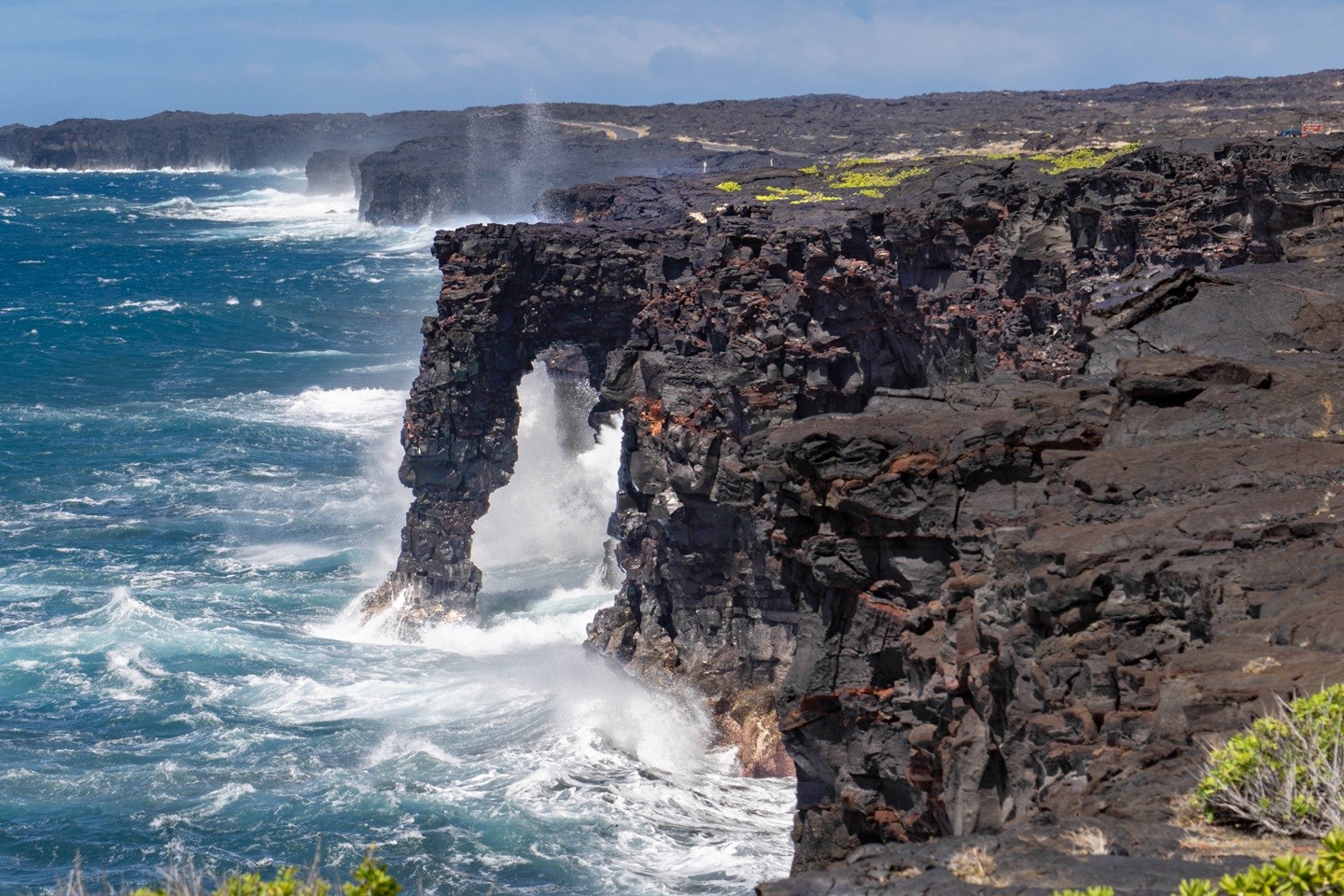 Hawaii, crolla nell'oceano il celebre Hōlei Sea Arch: cancellato uno dei simboli di Big Island