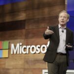 L’allarme di Microsoft: «Il latte e le lavatrici sono più regolamentati dell’intelligenza artificiale»