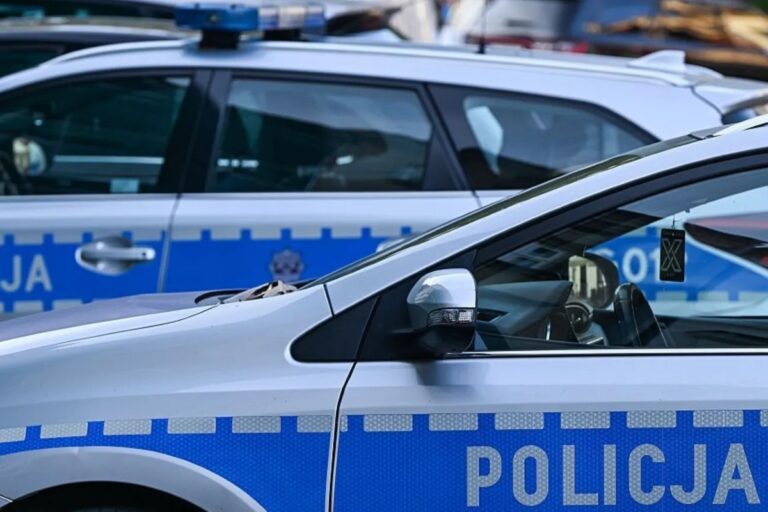 Tragedia a scuola in Polonia: bidello ucciso a coltellate da un ex alunno di 15 anni